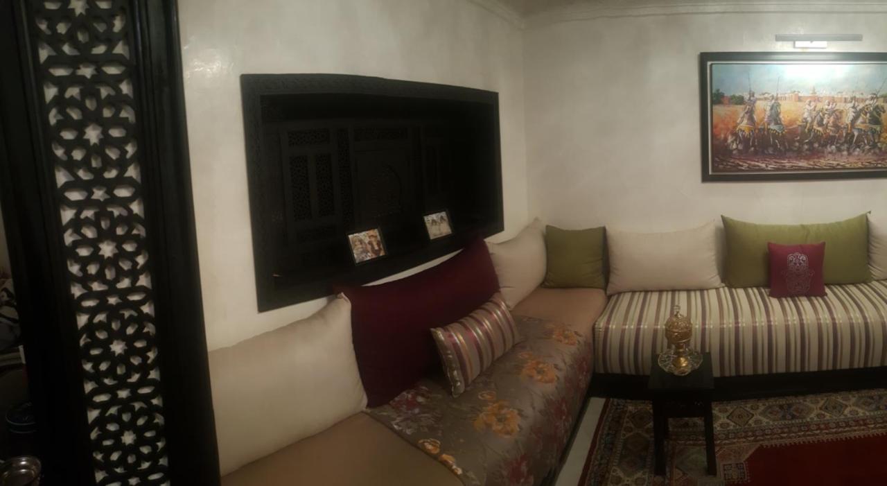 Ayam Room Salé Kültér fotó