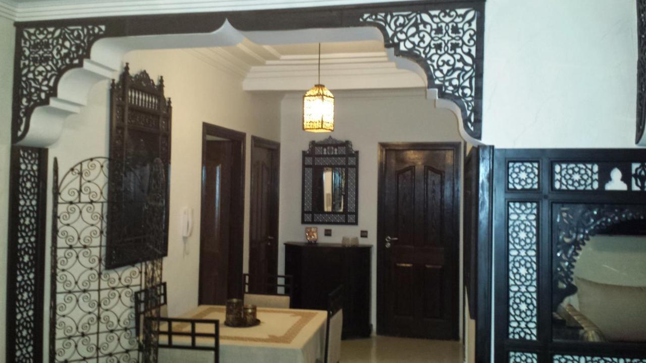 Ayam Room Salé Kültér fotó