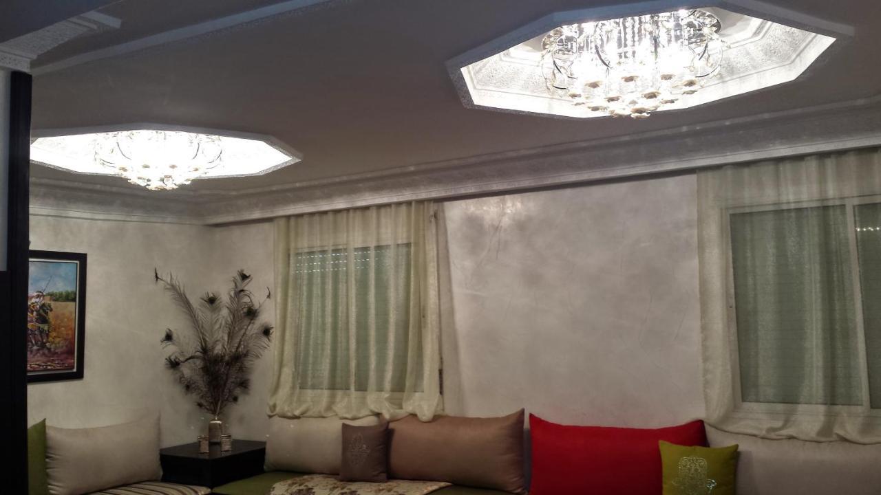 Ayam Room Salé Kültér fotó